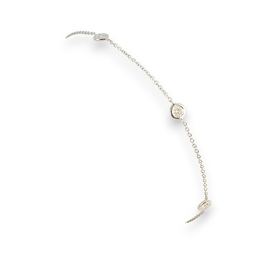 Zlatý náramek s diamanty