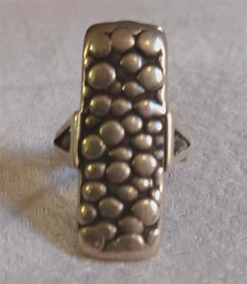 Výrazný neobvyklý prsten art deco