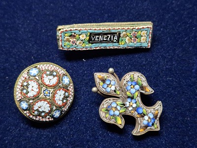 3x brož – benátská mozaika s florálním motivem