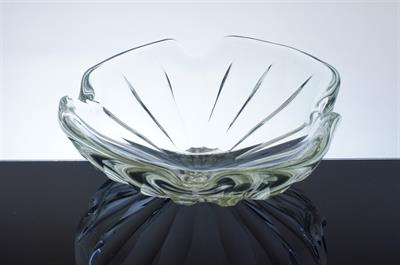 Velký broušený popelník Umělecké sklo Nový Bor - V. PLÁTEK