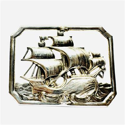 Velká stříbrná prvorepubliková brož