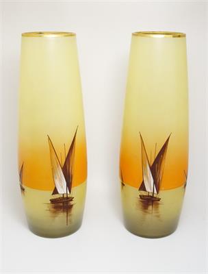 Velké párové vázy s ručně malovaným motivem lodí na moři