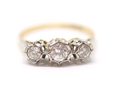 Zlatý prsten s diamanty