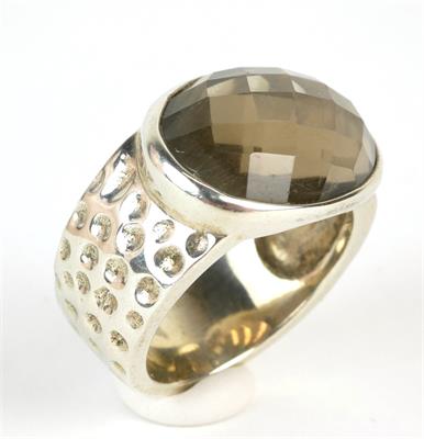 Stříbrný prsten s kouřovým topazem