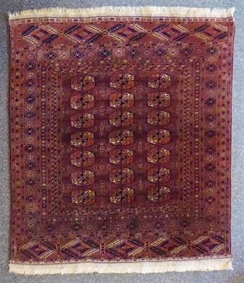 Koberec Tekke - 150 cm x 130 cm