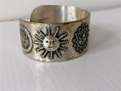 János Percz - náramek Sluníčka