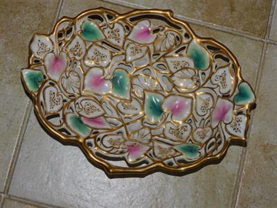 Mísa porcelánová bohatě malovaná, kolem 1850