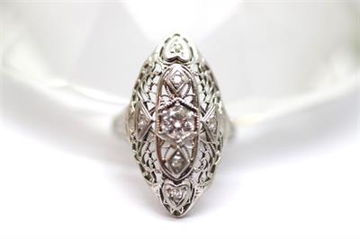 Zlatý prsten s diamanty Art Deco