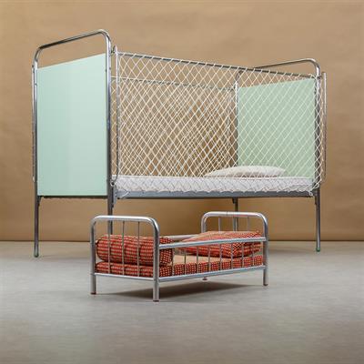 DĚTSKÁ POSTÝLKA-VICHR A SPOL 1938