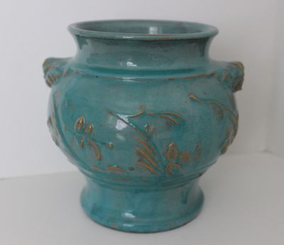 Dekorativní majoliková váza