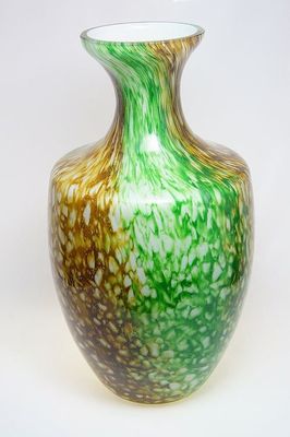 Velká secesní váza z topasového skla s chromaventurinem