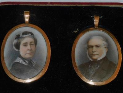 PÁROVÉ MINIATURY - PICADILLY, stáří cca 140 let