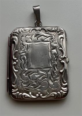 Velký stříbrný, otevírací medailon na fotku