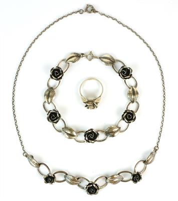 Stříbrný set s motivem růžička, šperky zn. TeKa