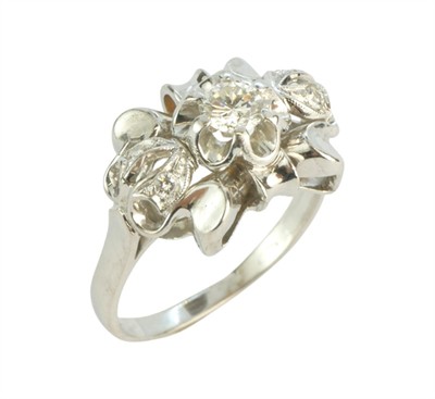 Zlatý prsten s diamanty