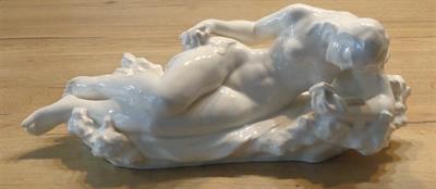 Josef Vanča ,,Čtenářka" ležící akt Bechyně