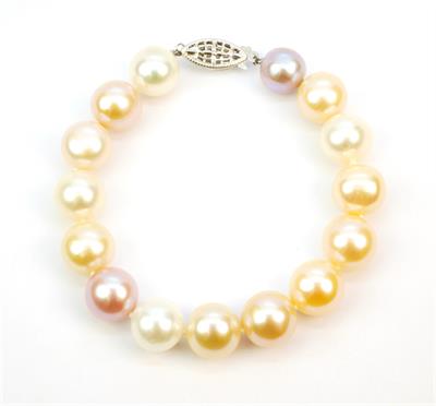 Zlatý perlový náramek