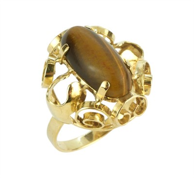 Zlatý prsten s tygřím okem