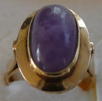 Zlatý prsten s ametystem