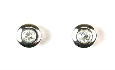 Zlaté náušnice s brilianty 0,1 ct