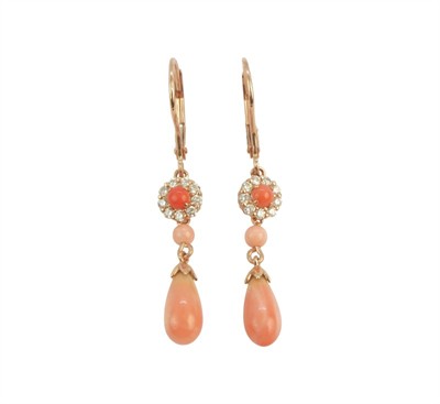 Zlaté náušnice s korály a brilianty