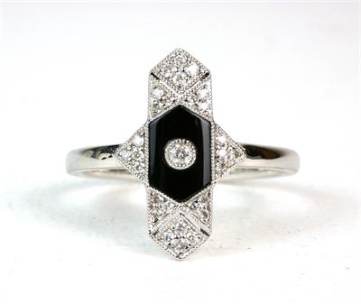 Briliantový prsten s onyxem