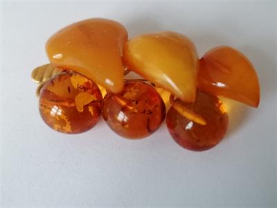 Jantarová brož - Bobule