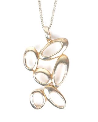 Stříbrný náhrdelník - roztančené ovály