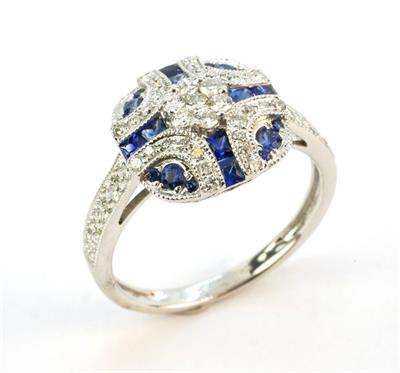 Zlatý prsten se safíry a brilianty