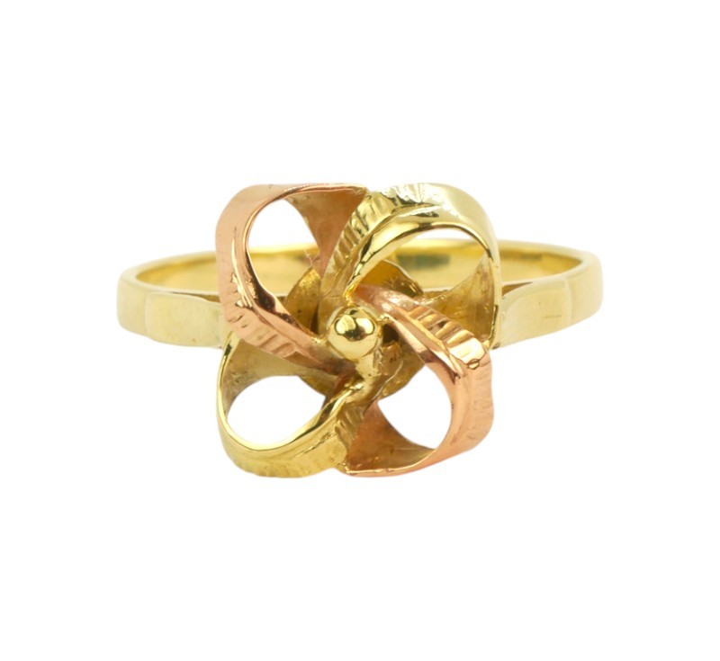 Zlatý prsten mašle