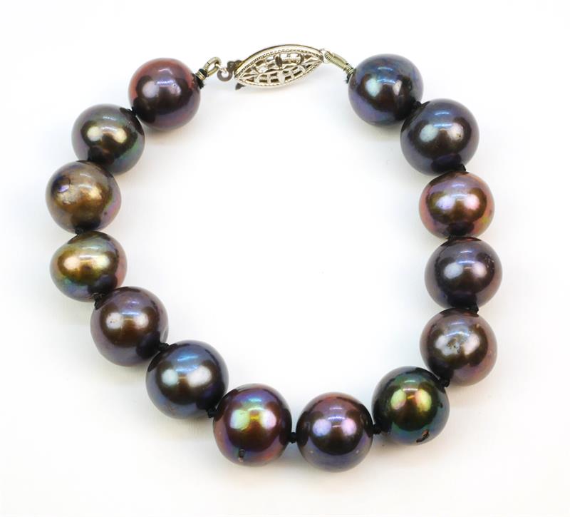 Zlatý perlový náramek