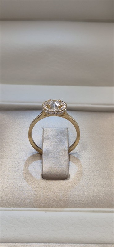 Luxusný diamantový halo ring 0.88ct GIA