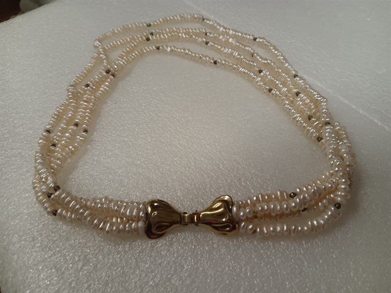 Víceřadý náhrdelník říční perly stříbrná mašle