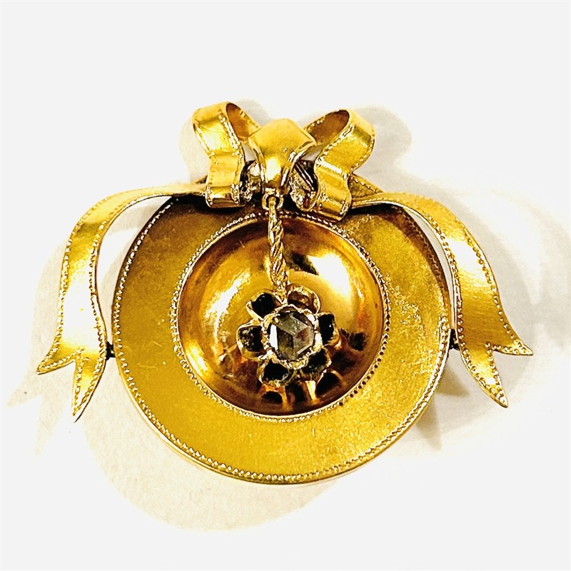 Zlatá pozdně biedermeierová brož s diamantem