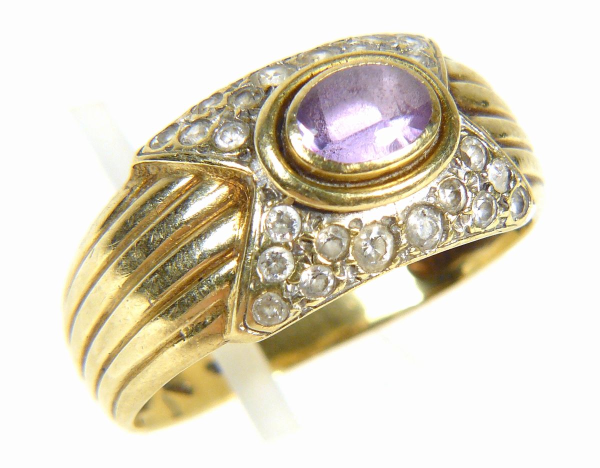 Zlatý prsten s ametystem