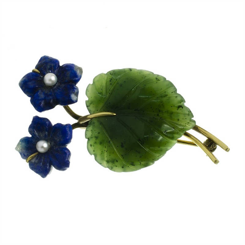 Zlatá brož ve tvaru květiny