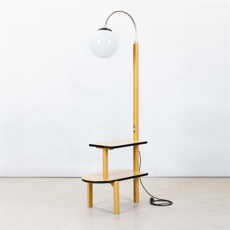 STOJACÍ LAMPA -THONET