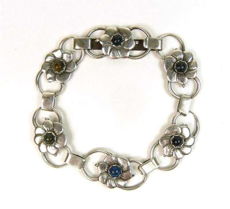 Stříbrný náramek