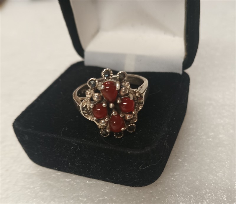 Prsten stříbro karneol