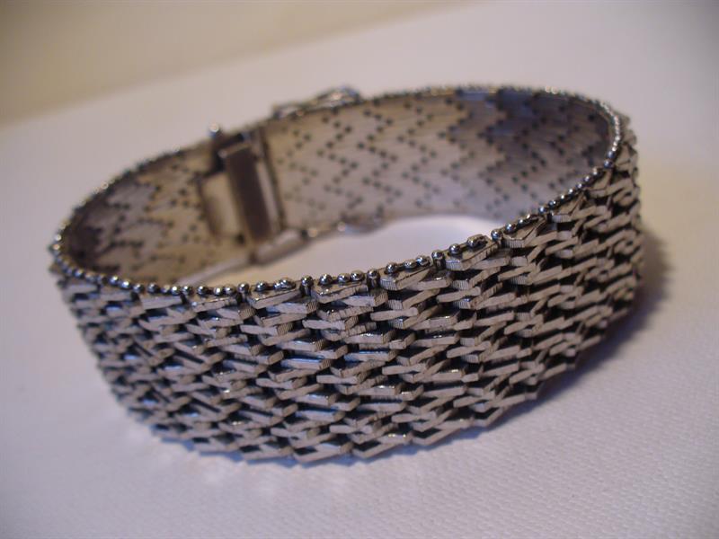 NÁRAMEK  JAKOB  BENGEL  STYL