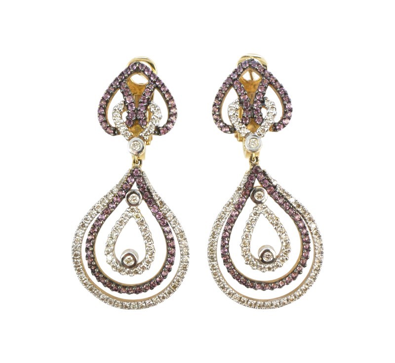 Zlaté náušnice s brilianty