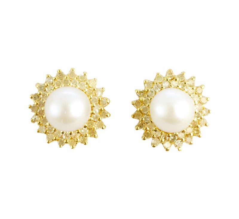 Zlaté náušnice s perlami a diamanty