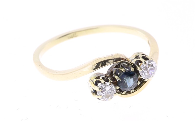 Secesní prsten se safírem a brilianty