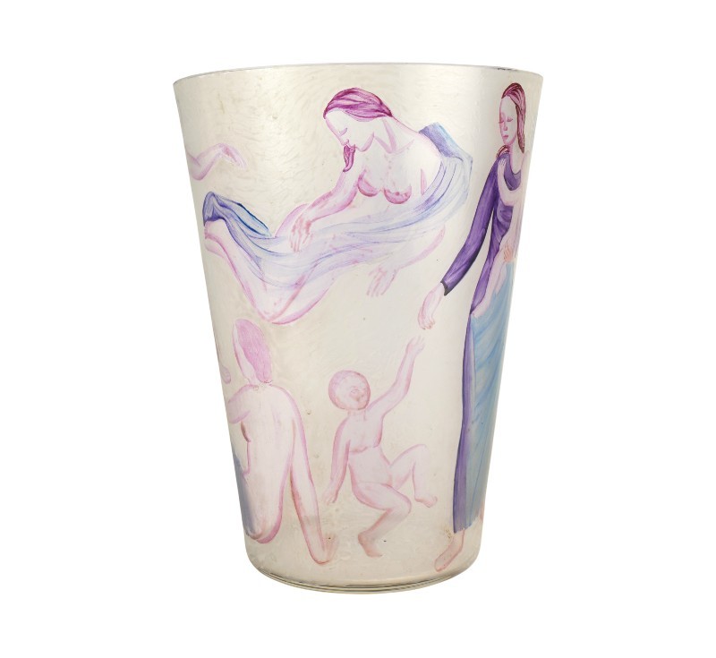 K. Poner, Váza s motivem postav