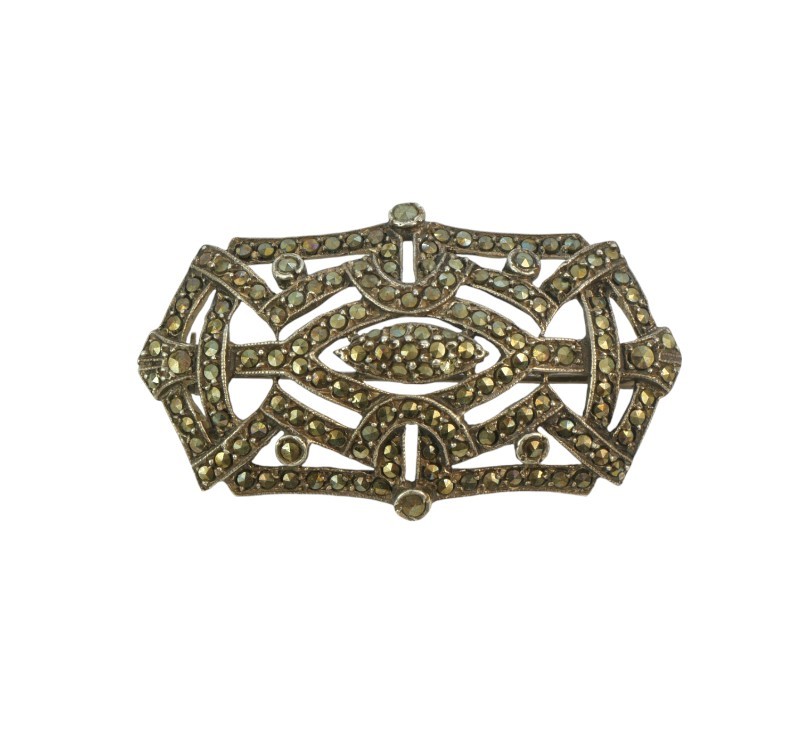 Stříbrná art deco brož s markazity