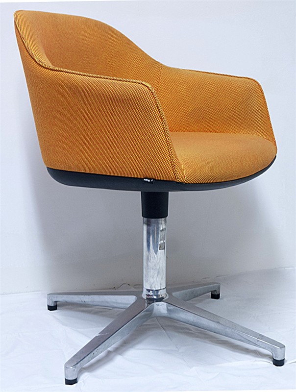 Židle Vitra Softshell Chair Fourstar