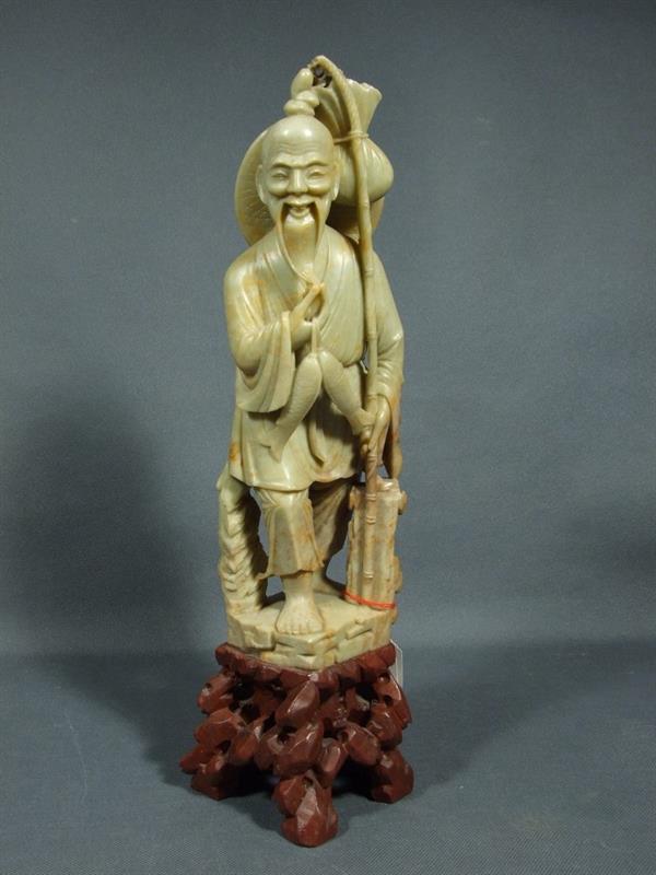 Socha mudrce-rybáře,řezba ,mastek,výška 35cm