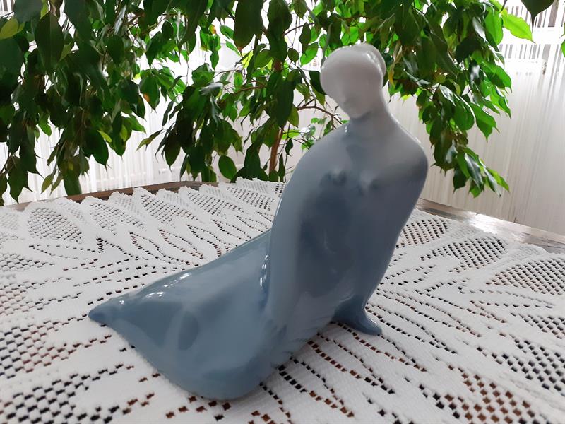 Akt ženy - Royal dux