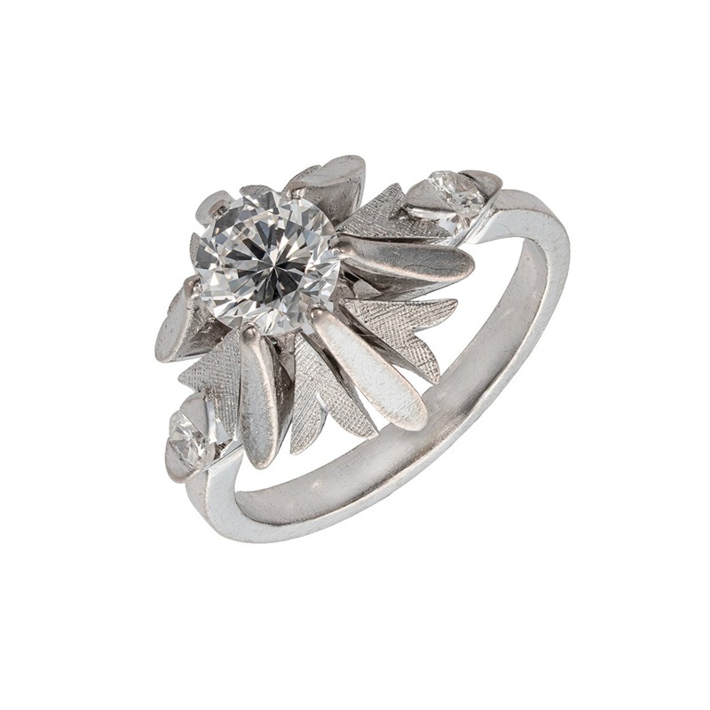 Zlatý prsten s přírodními diamanty 0,78 ct