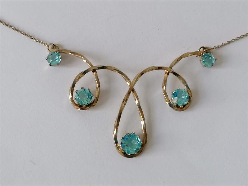 Stříbrný designový náhrdelník